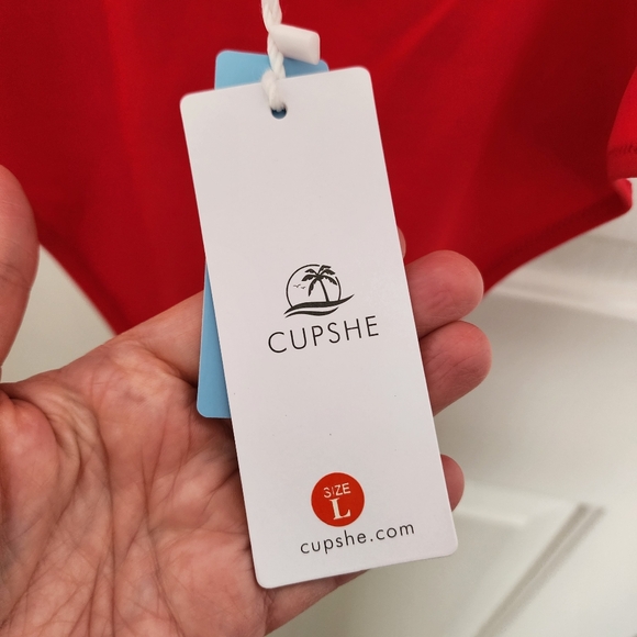 Cupshe NWT Red Ruffled One Piece - Picture 4 of 5